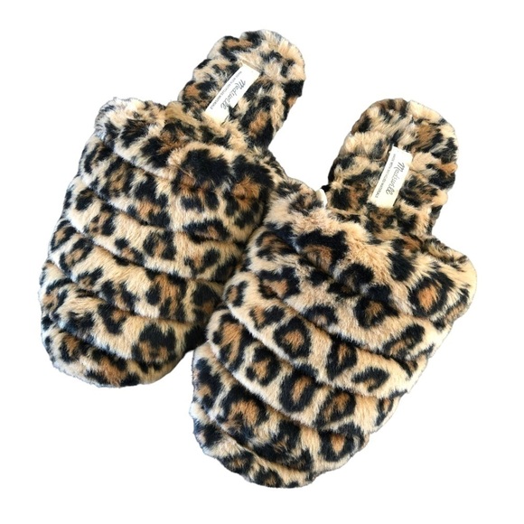 Madewell Shoes - Madewell Leopard Quilted Scuff Faux Fur Slippers 8